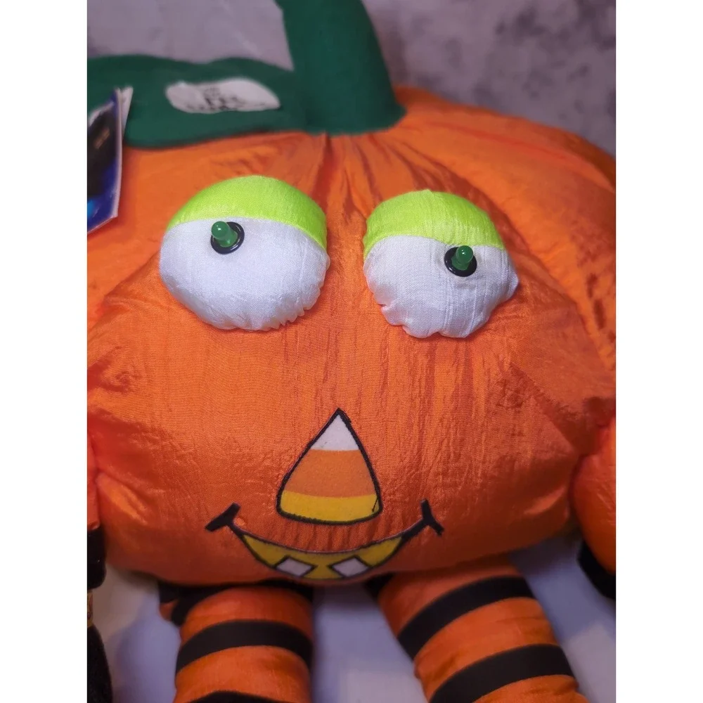 Vintage International Silver Co Parachute Pumpkin Plush Halloween 12